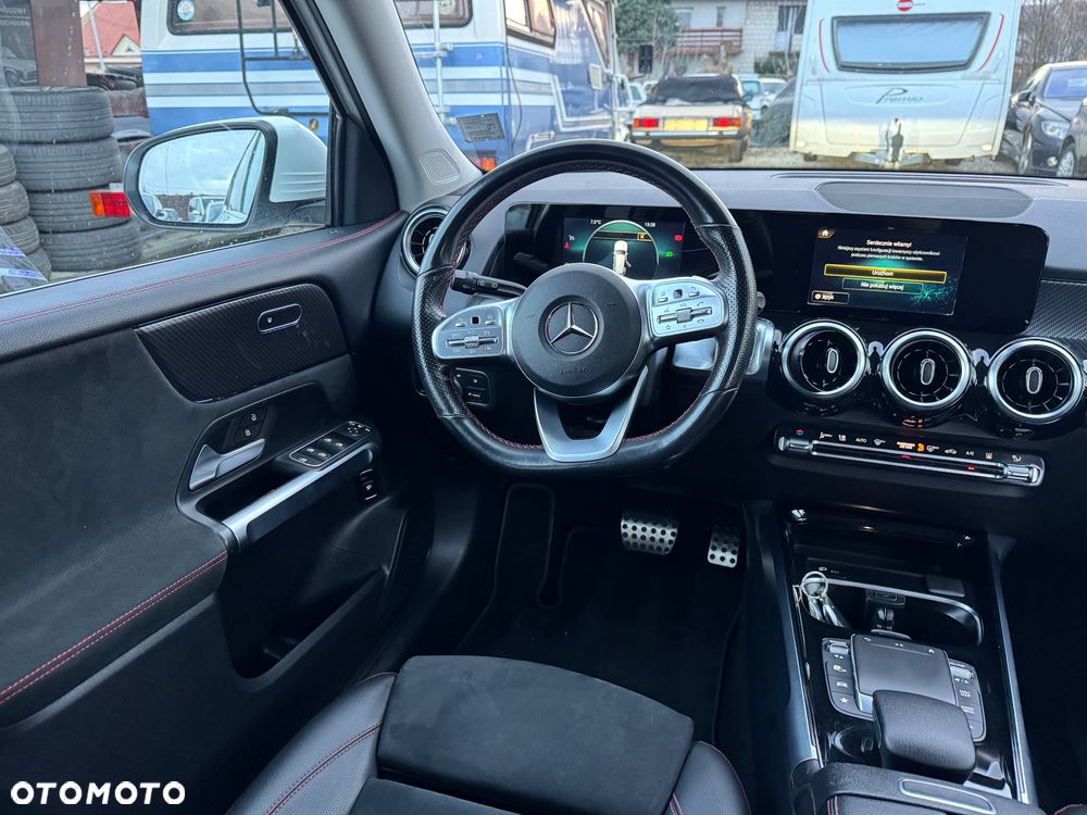 Mercedes-Benz GLB 200 d 8G-DCT AMG Line - 18