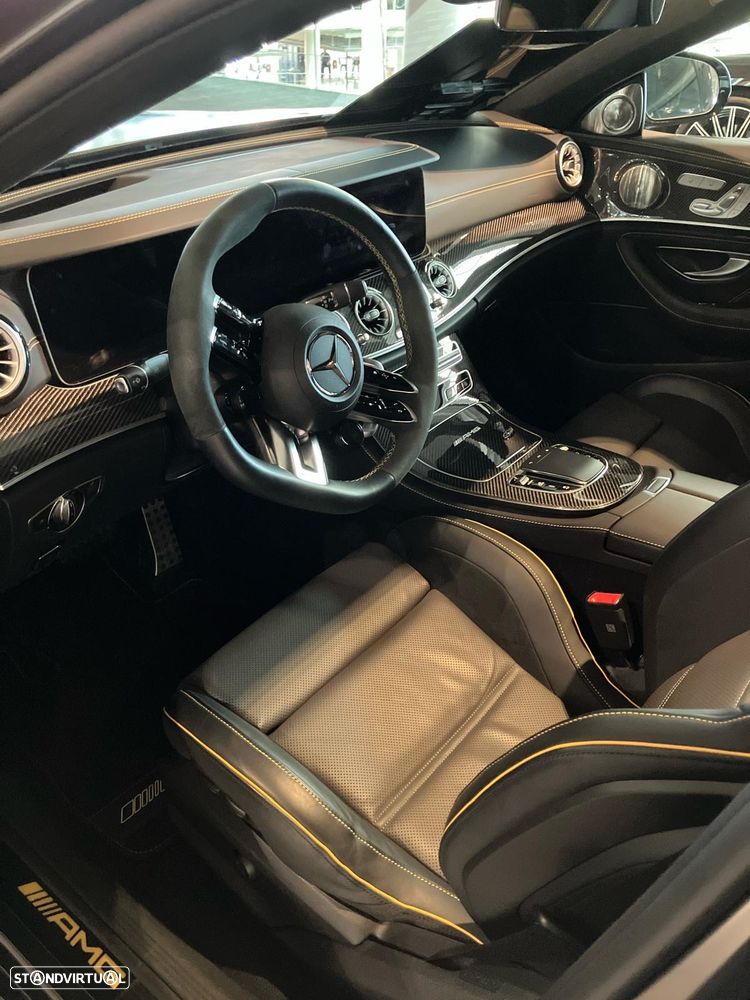 Mercedes-Benz E 63 AMG S 4-Matic+ - 22