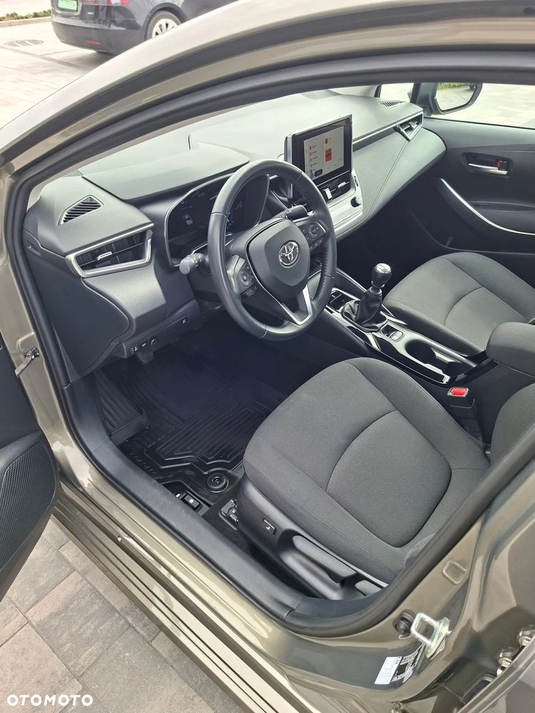 Toyota Corolla 1.5 Comfort - 12