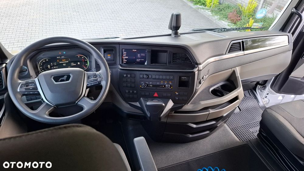 MAN TGX 18.510 BL SA / STANDARD / SALON PL / - 20