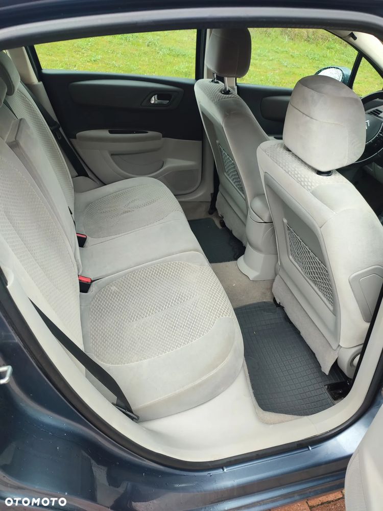 Citroën C4 1.6 16V Impress - 7