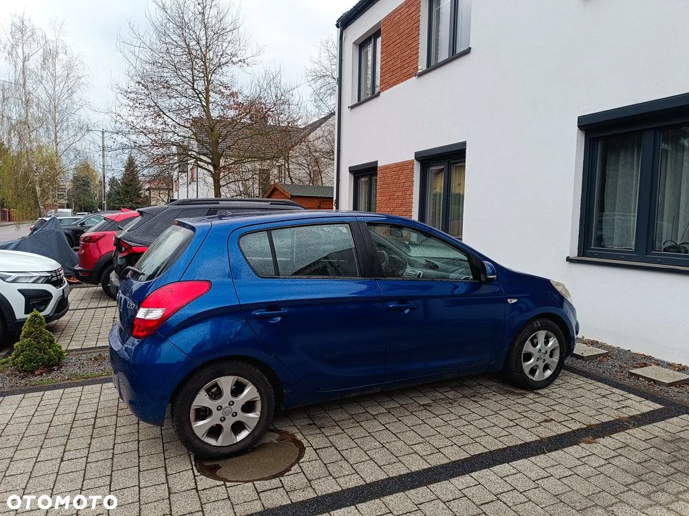Hyundai i20 - 21