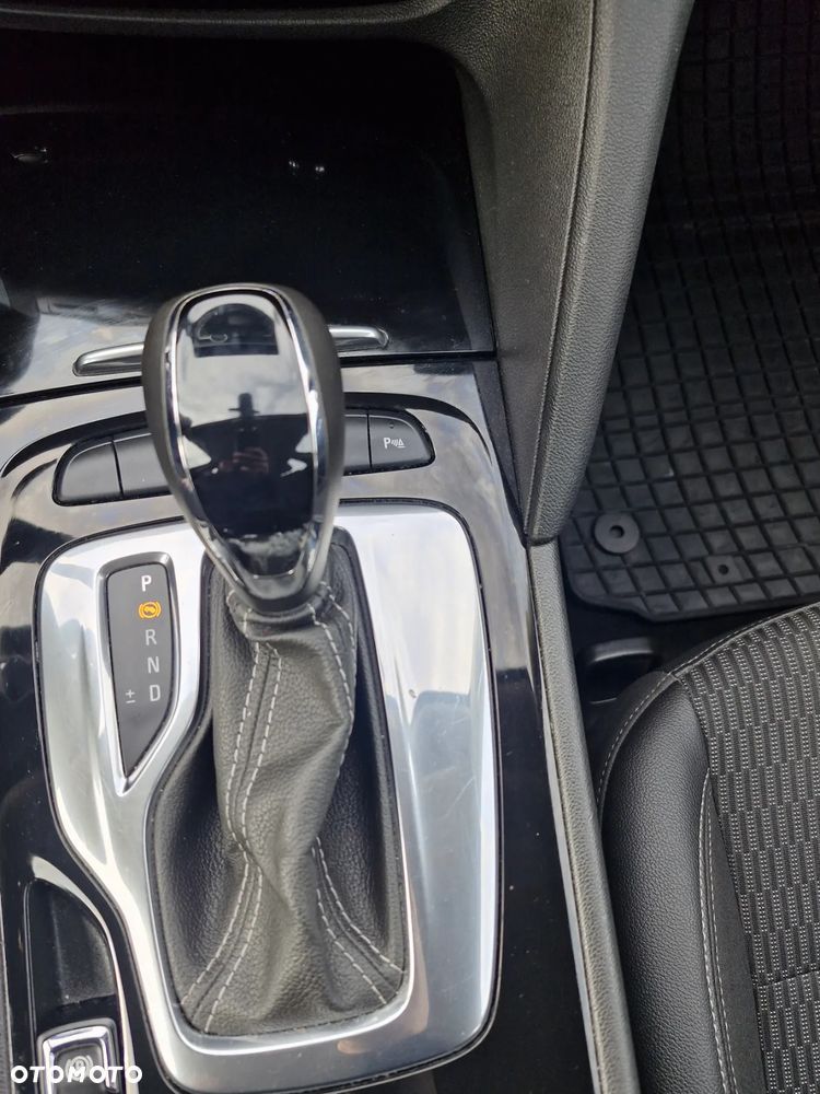 Opel Insignia 1.5 T Elite S&S - 11