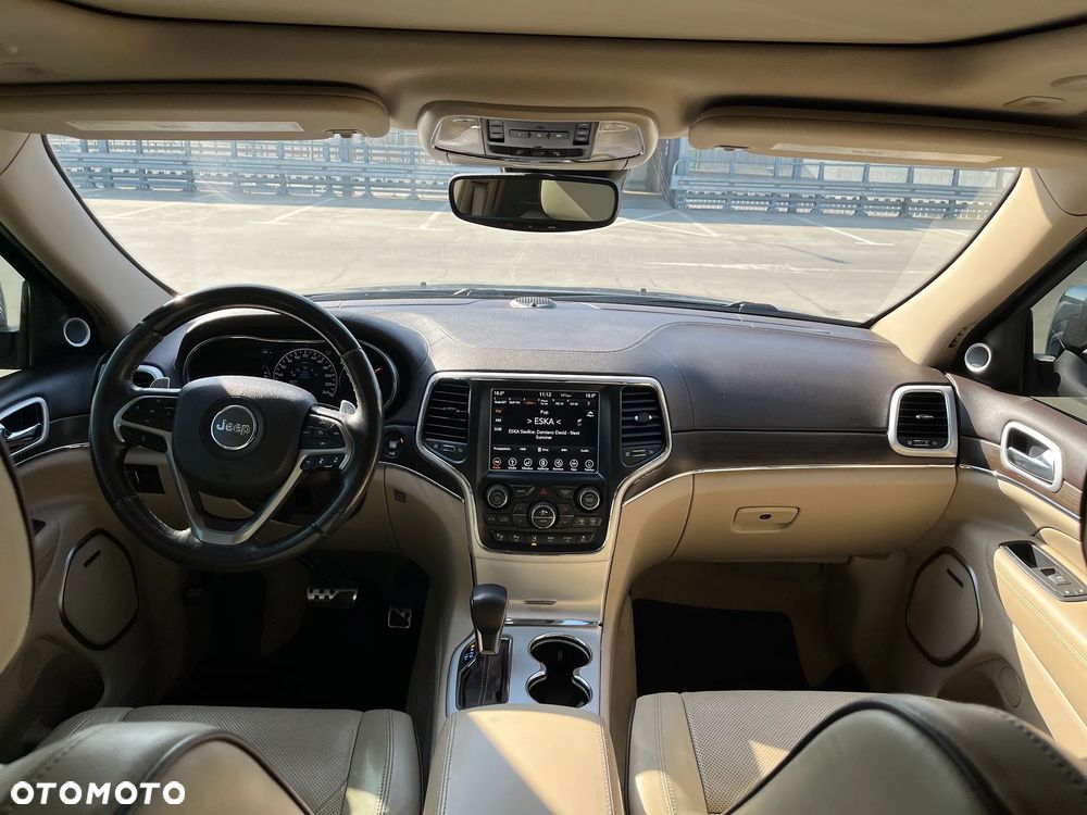 Jeep Grand Cherokee 5.7 V8 HEMI Overland Summit - 19