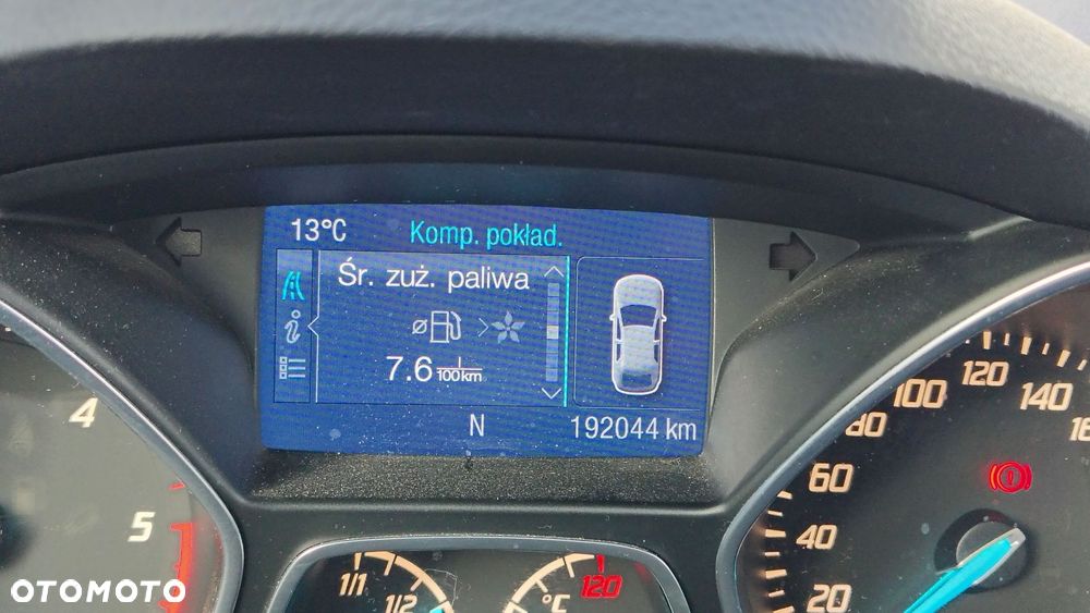 Ford Kuga - 12