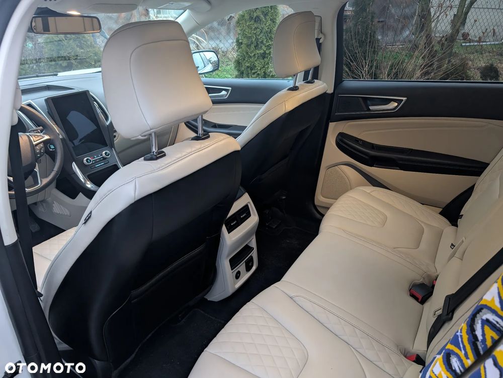 Ford Edge 2.0 EcoBlue Bi-Turbo 4x4 Titanium - 23