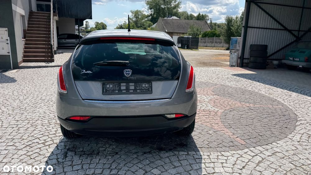 Lancia Delta 1.4 TurboJet 16v Gold - 11