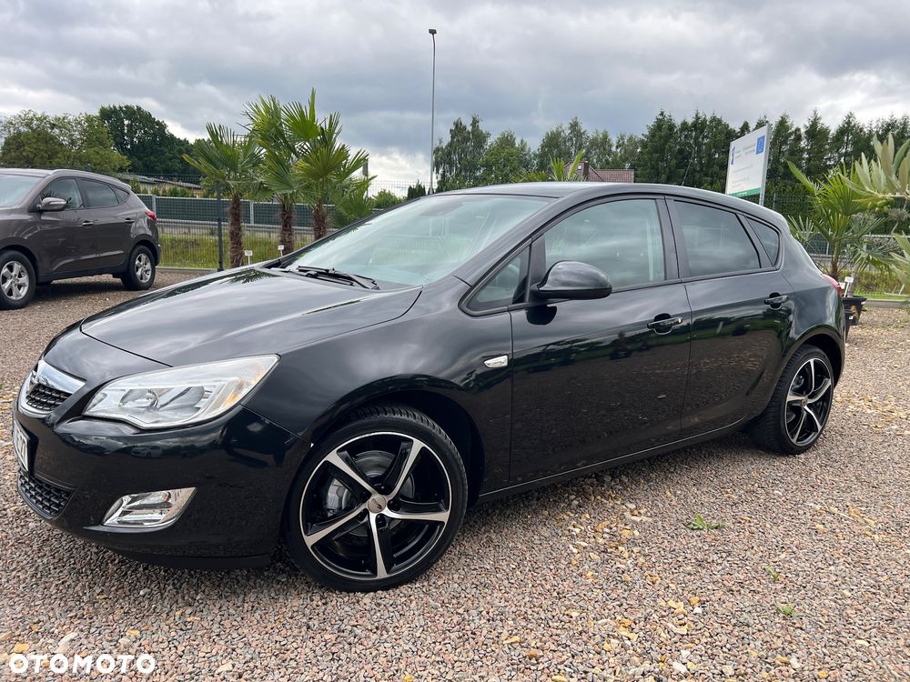 Opel Astra 1.6 Design Edition - 8