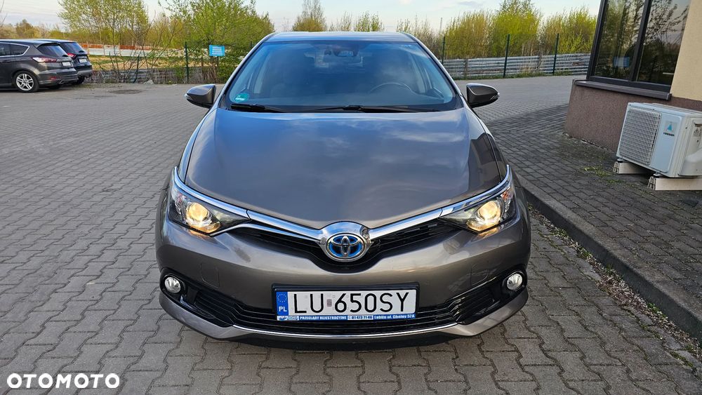Toyota Auris - 1