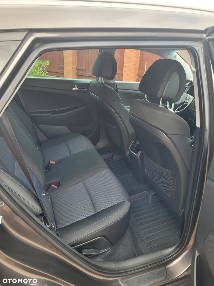 Hyundai Tucson blue 1.7 CRDi 2WD DCT Style - 9