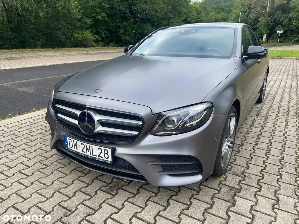 Mercedes-Benz Klasa E - 9