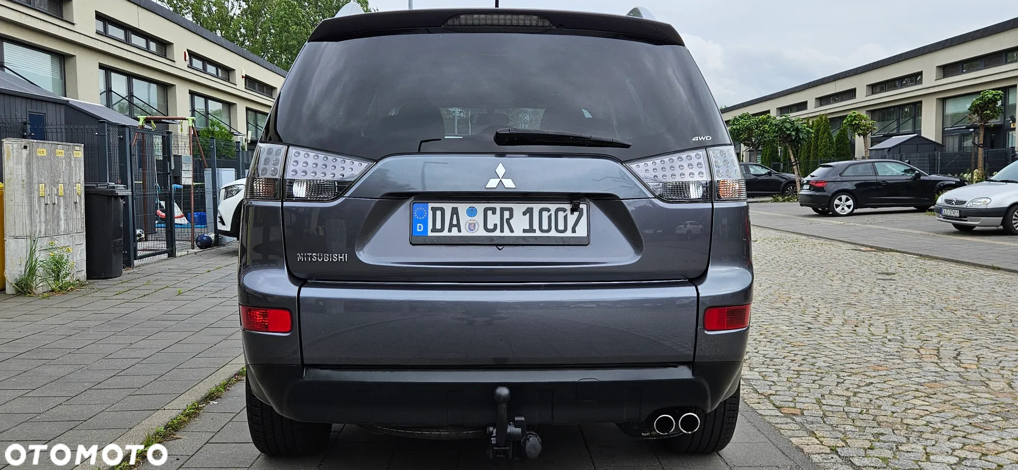 Mitsubishi Outlander 2.0 DI-D 4WD Intense - 24