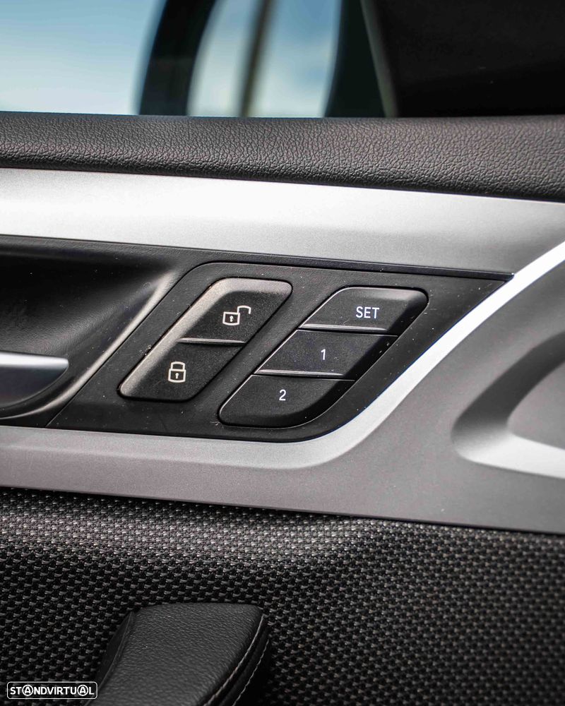 BMW X4 xDrive20i Aut. Advantage - 27