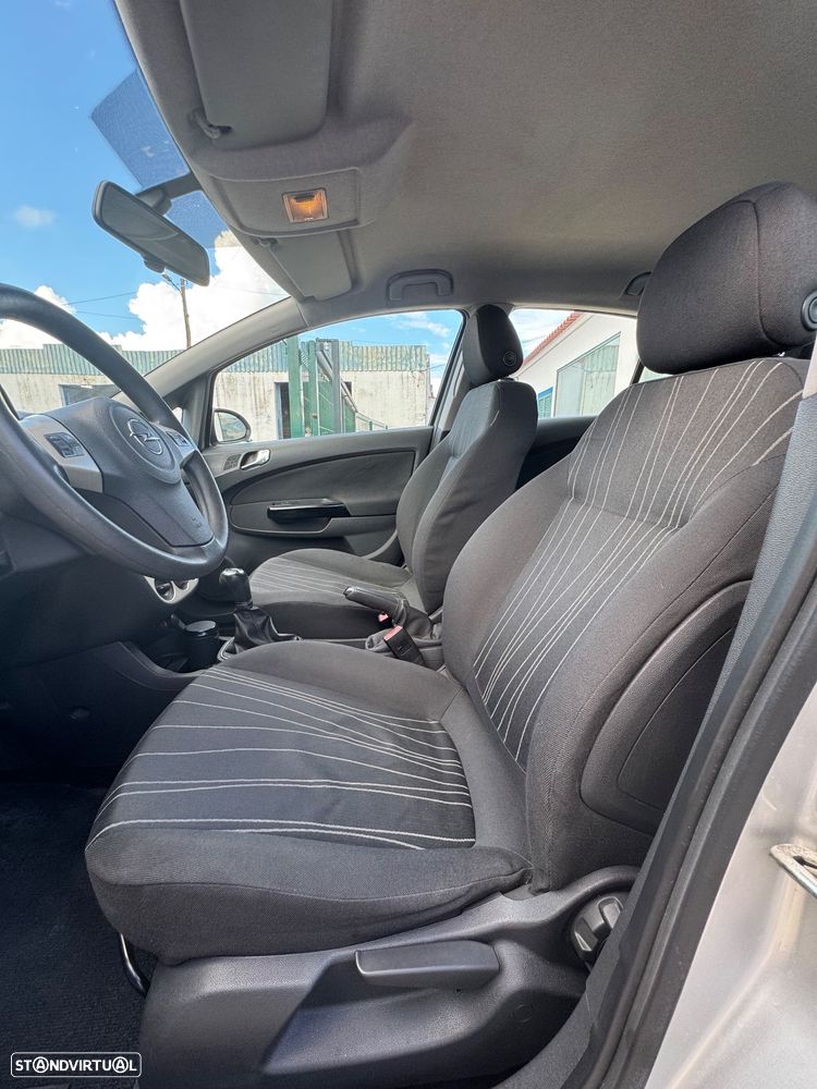 Opel Corsa 1.2 Enjoy - 15