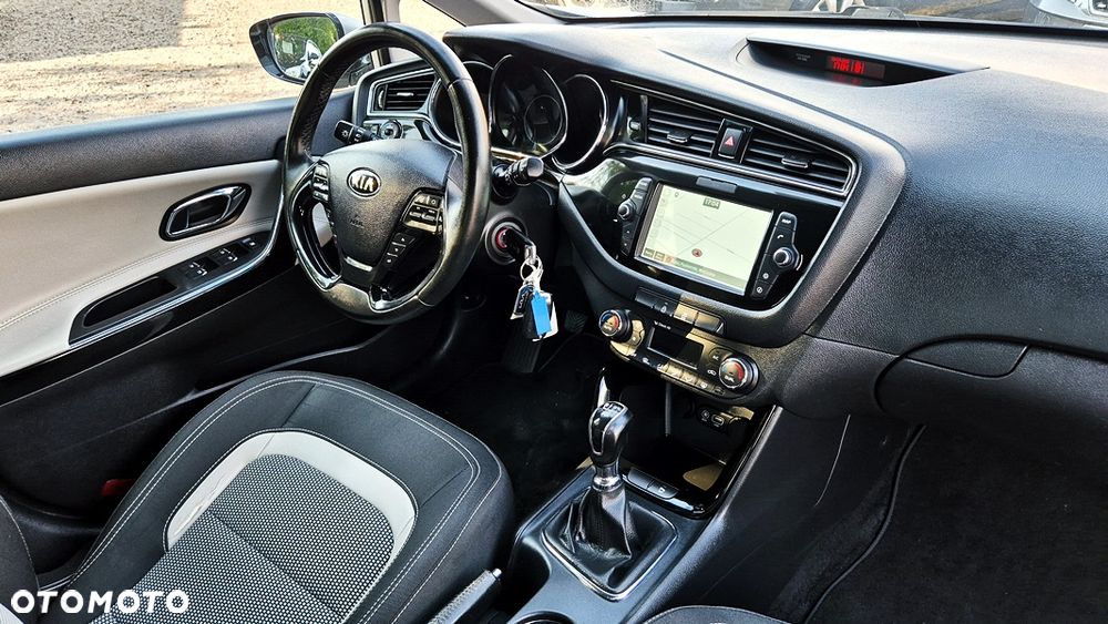 Kia Ceed 1.6 GDI XL - 38