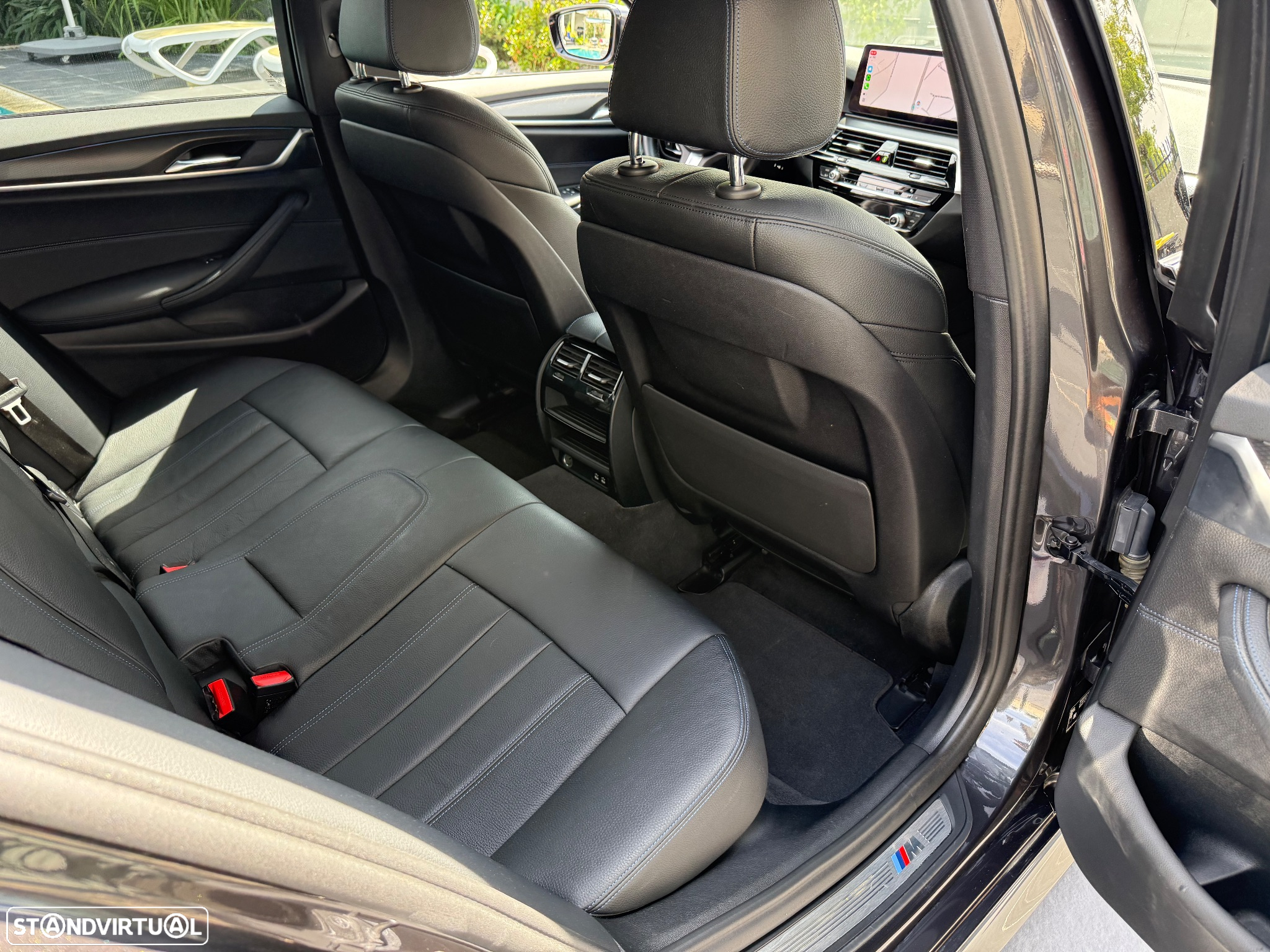 BMW 530 e Pack Desportivo M - 11