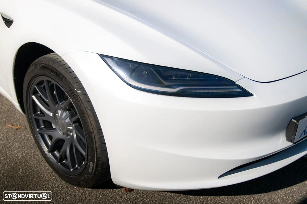 Tesla Model 3 Tração Traseira Premium - 32