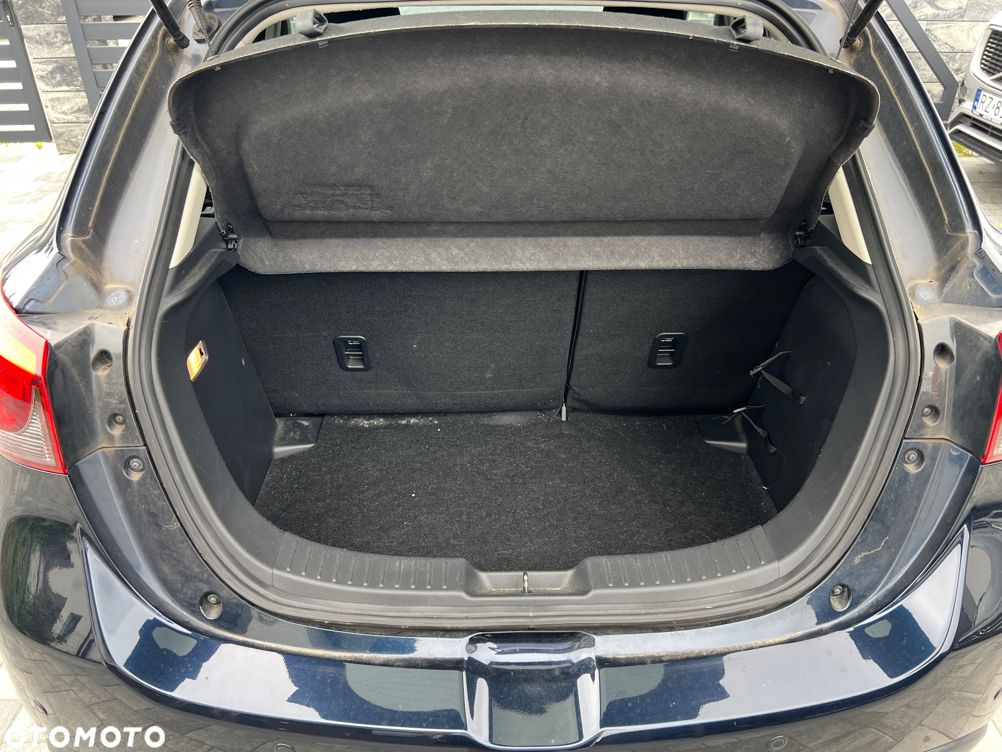 Mazda 2 SKYACTIV-G 90 Nakama - 30
