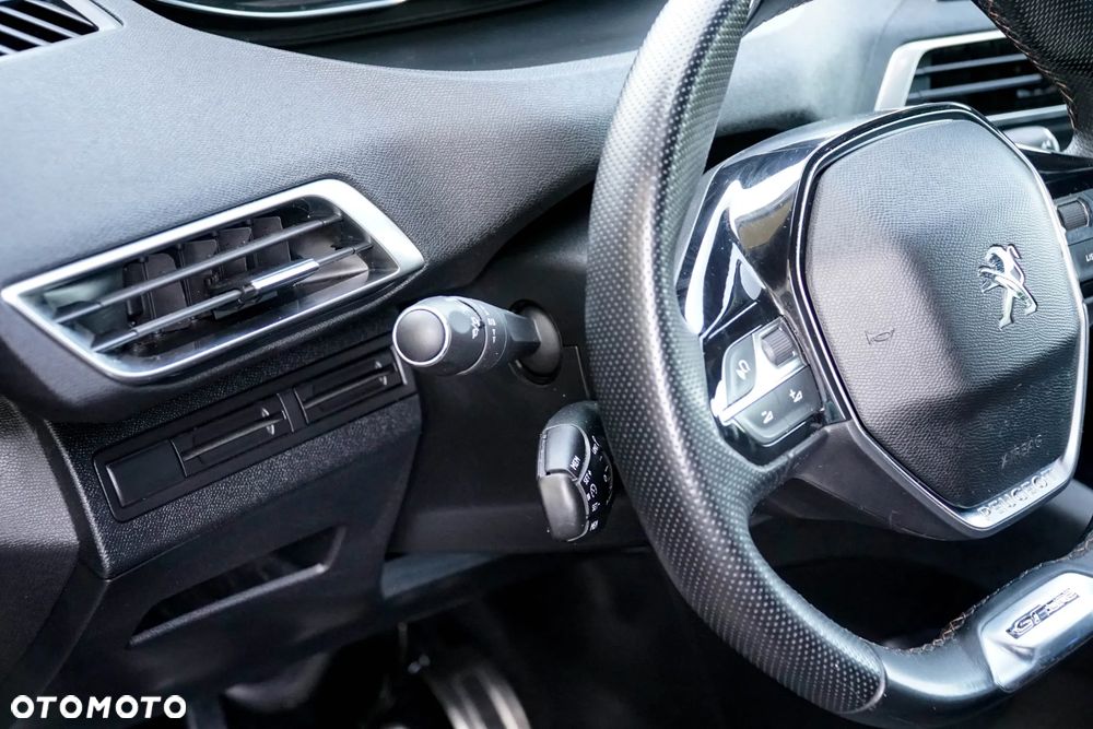 Peugeot 3008 1.5 BlueHDi GT S&S - 29
