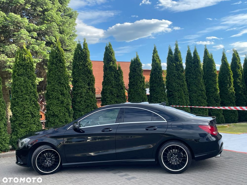 Mercedes-Benz CLA 180 AMG Line - 5