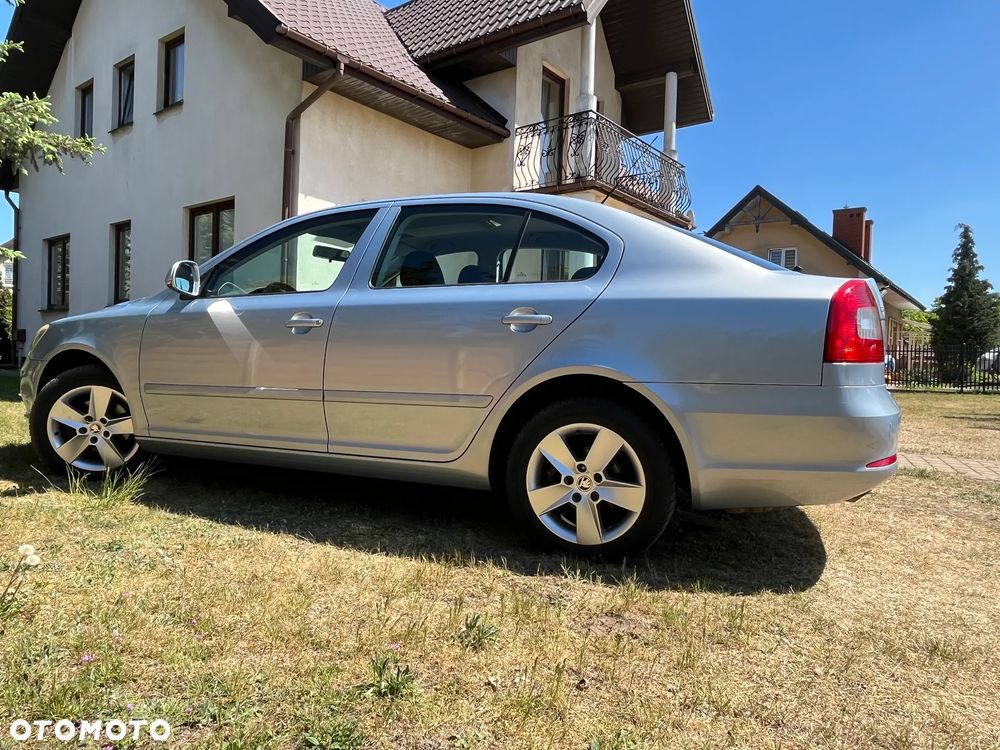 Skoda Octavia 1.6 Ambition - 26