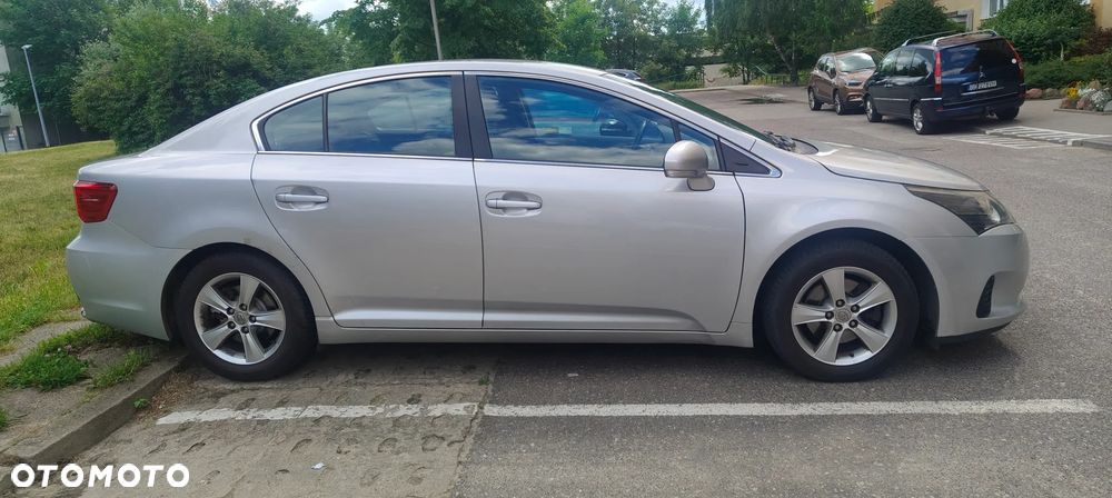 Toyota Avensis 1.8 Active MS - 13