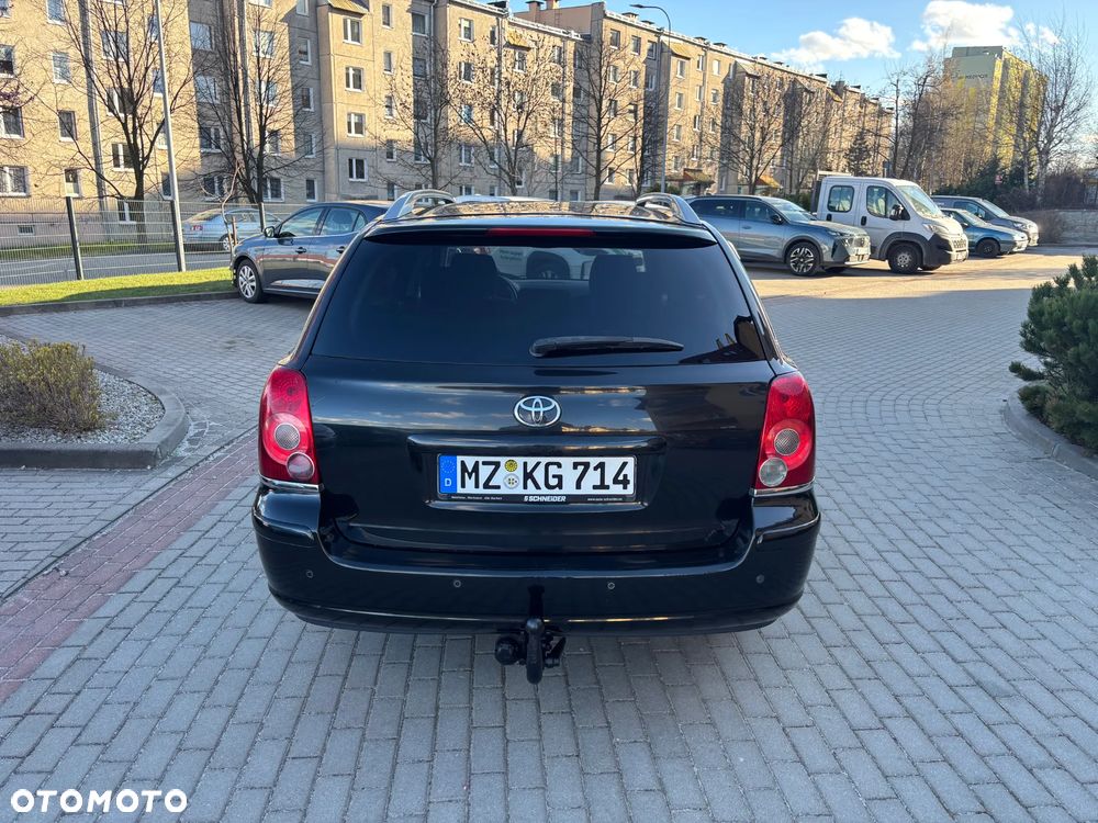 Toyota Avensis 1.8 VVT-i Executive - 14