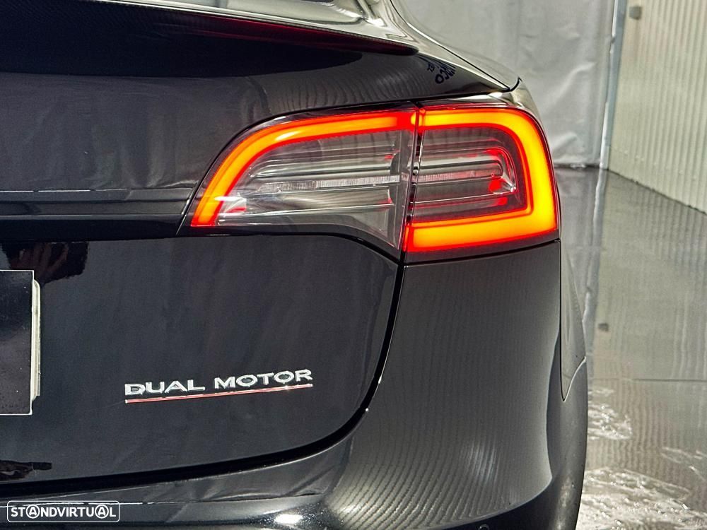 Tesla Model 3 Performance Dual Motor AWD - 50