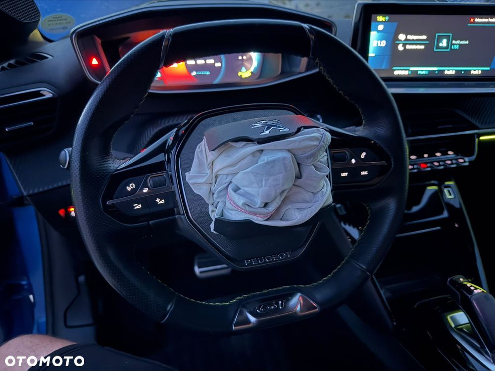Peugeot 208 Elektromotor 136 GT Pack - 18