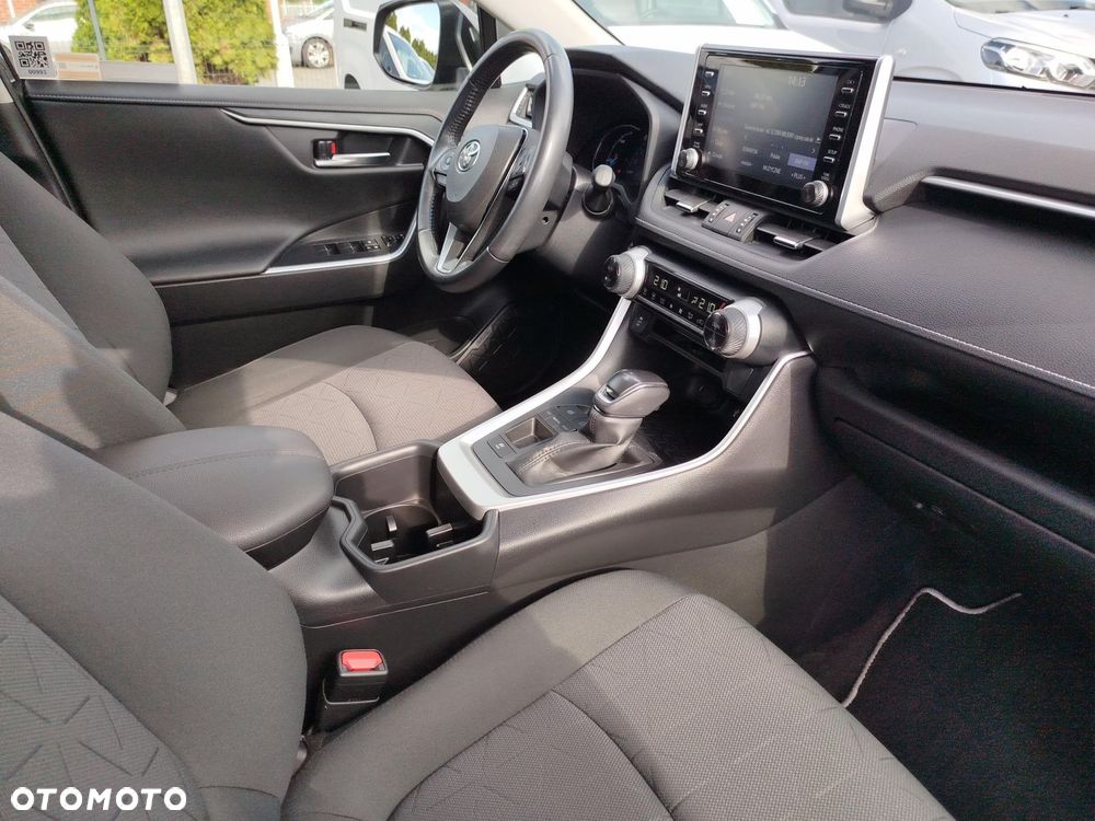 Toyota RAV4 - 9