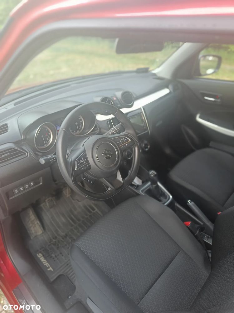 Suzuki Swift 1.2 SHVS Elegance - 4
