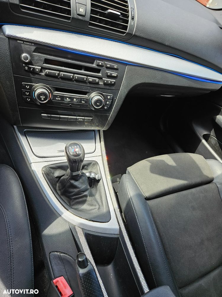 BMW Seria 1 118d - 10