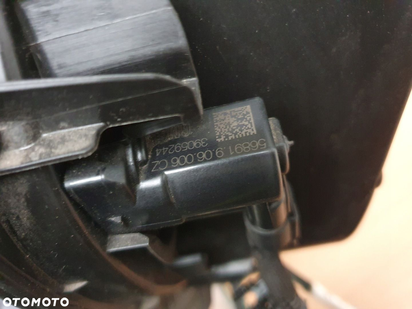 KLAPKA WLEWU PALIWA KOREK SIŁOWNIK CITROEN C3 AIRCROSS 13461780 EWP - 9