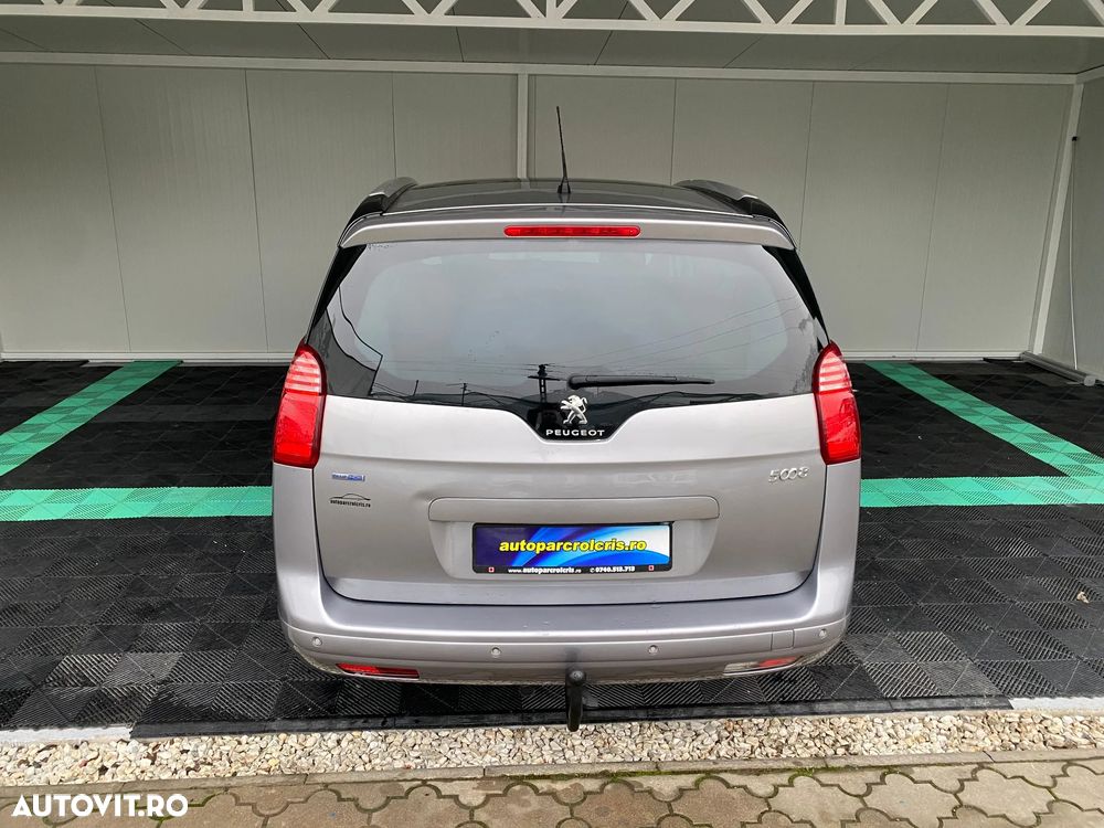 Peugeot 5008 - 19