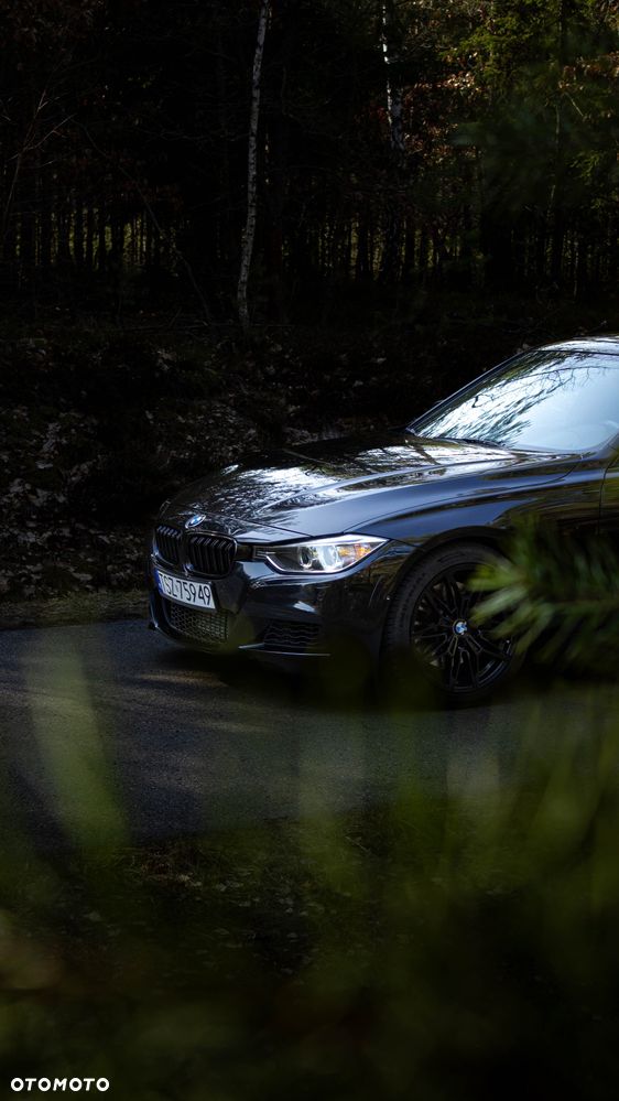 BMW Seria 3 335xi - 5