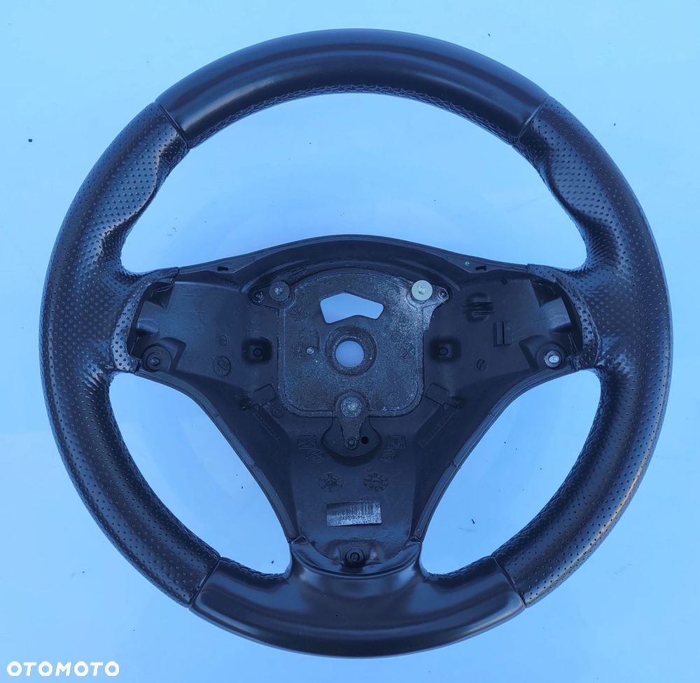KIEROWNICA BMW E90 E91 E92 E93 E81 E82 E87 E88 E84 M PAKIET 320 BARDZO ŁADNA - 1