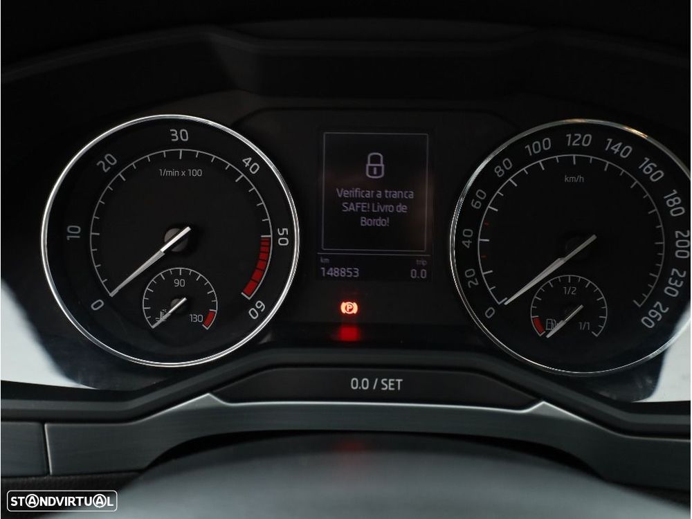 Skoda Superb Break 1.6 TDI Ambition - 23