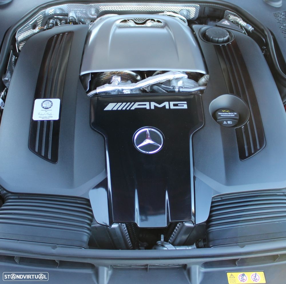 Mercedes-Benz SL 63 AMG 4Matic+ - 27