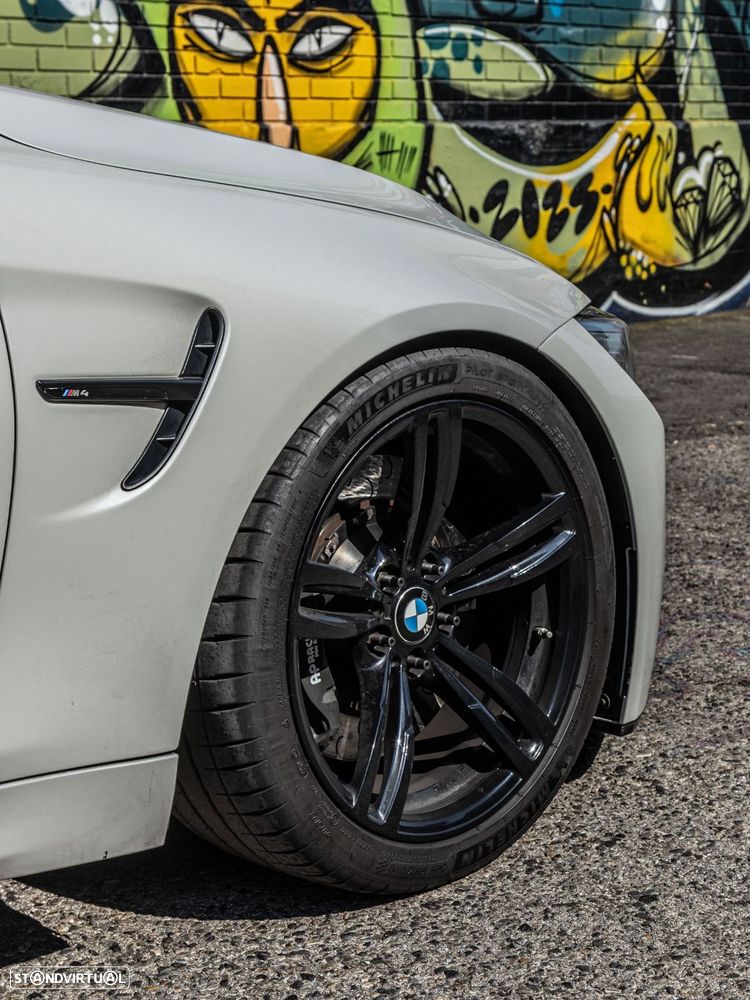 BMW M4 DKG - 17