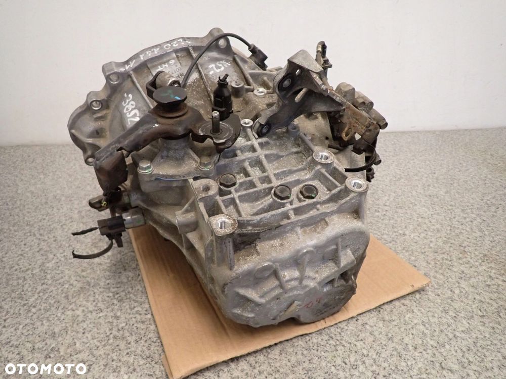 HYUNDAI i20 1.4d 08-12 SKRZYNIA BIEGÓW 6 BIEGÓW - 8