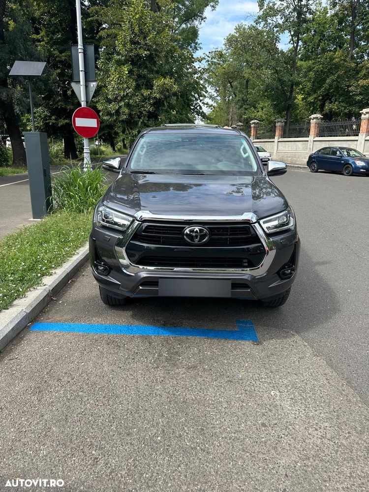 Toyota Hilux - 5