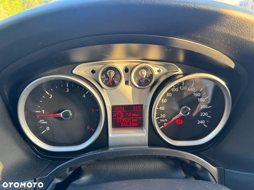 Ford Focus 1.8 TDCi Trend - 12