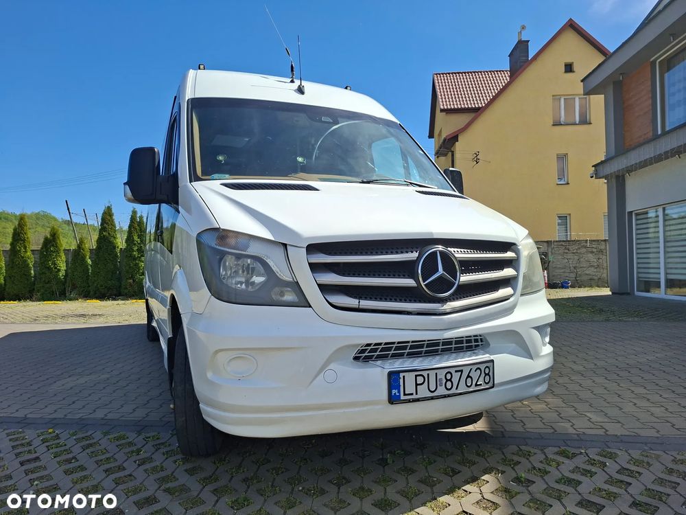 Mercedes-Benz Sprinter - 2