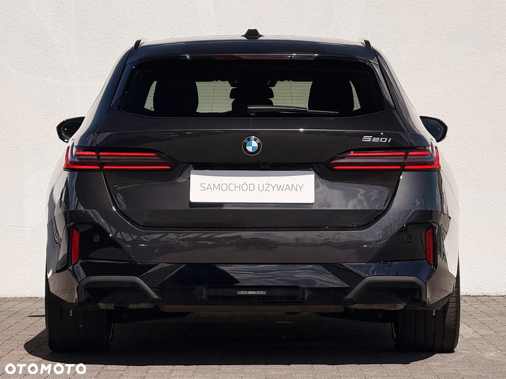 BMW Seria 5 520i - 6