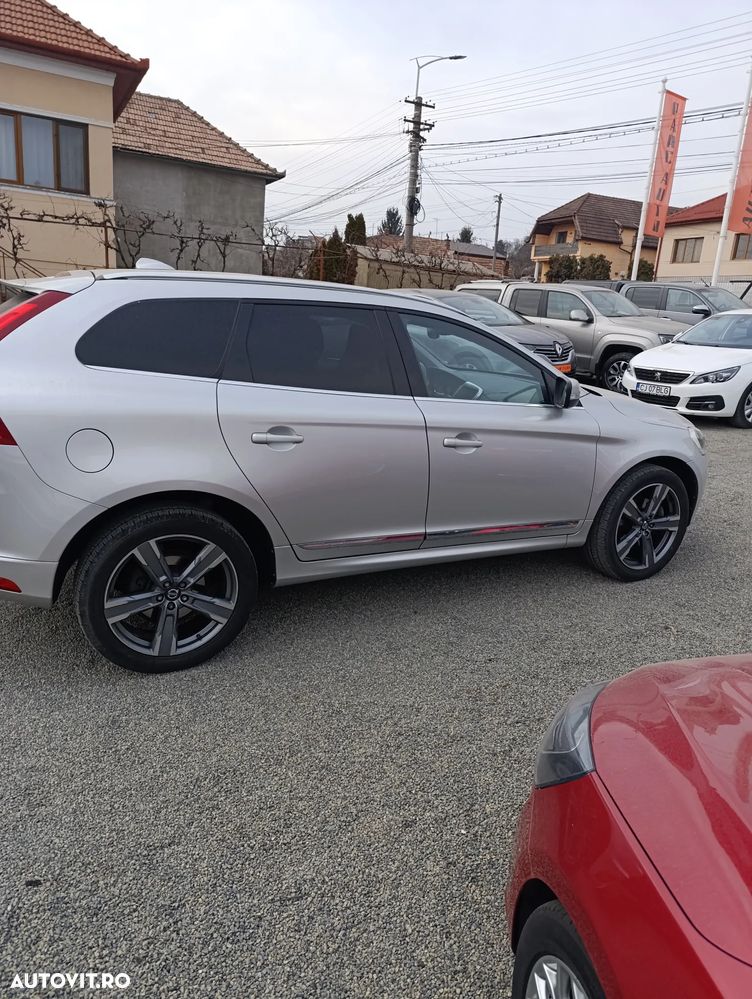Volvo XC 60 D4 AWD Geartronic Summum - 15