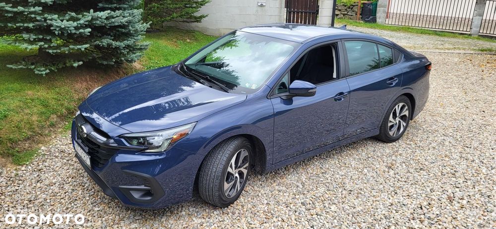 Subaru Legacy - 32