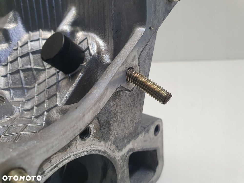 GŁOWICA CYLINDRÓW BMW E39 E46 2.2 i 1436812 - 7
