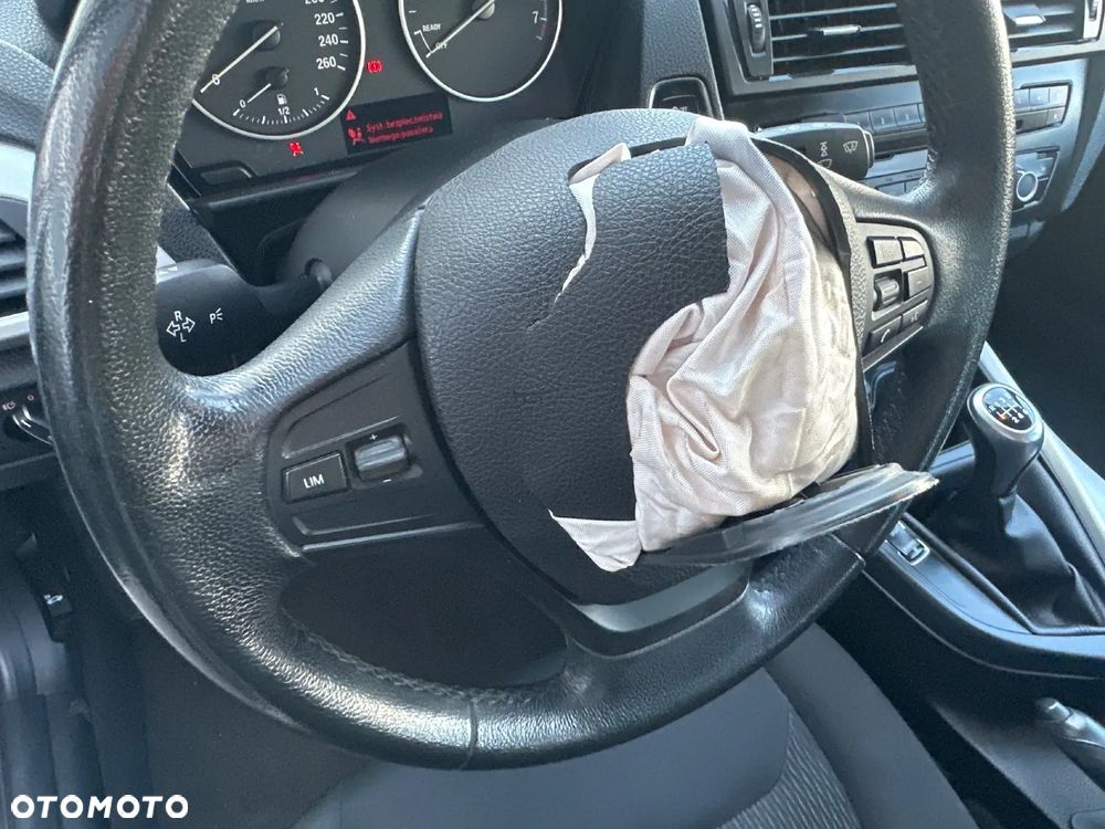 BMW Seria 1 116i - 18