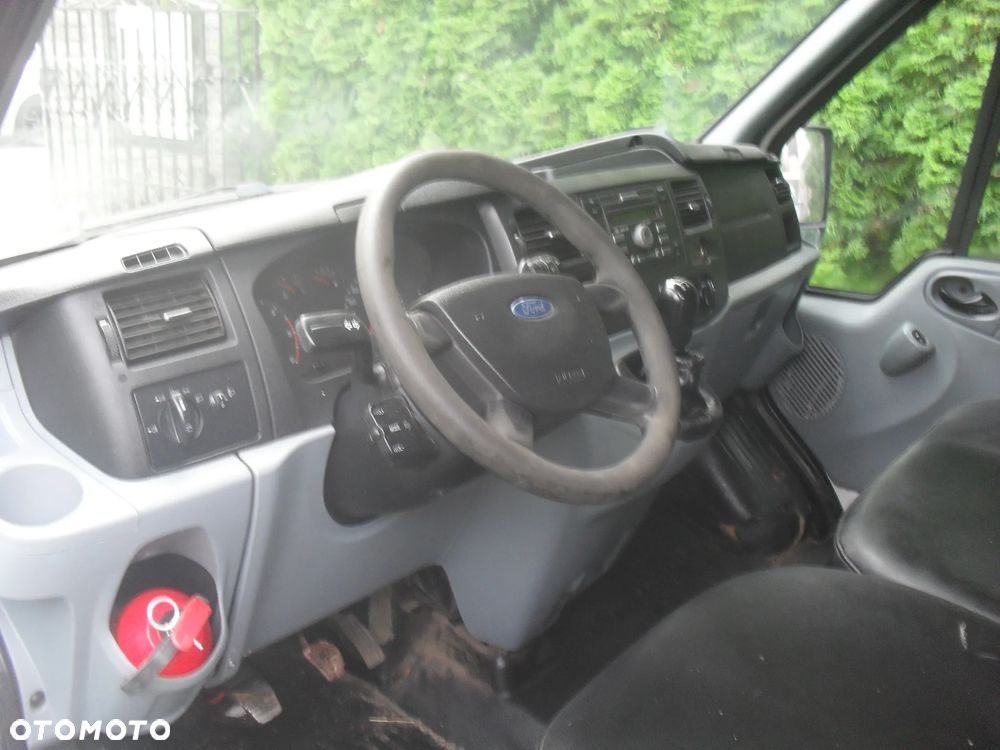 Ford Transit - 5