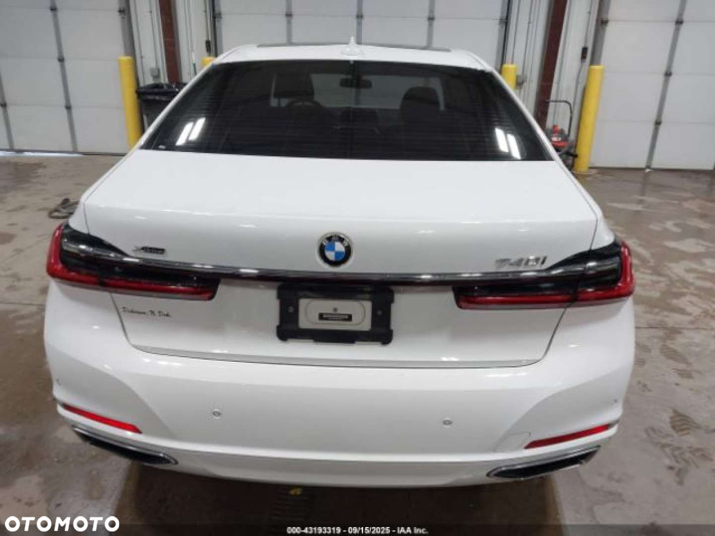 BMW Seria 7 - 10